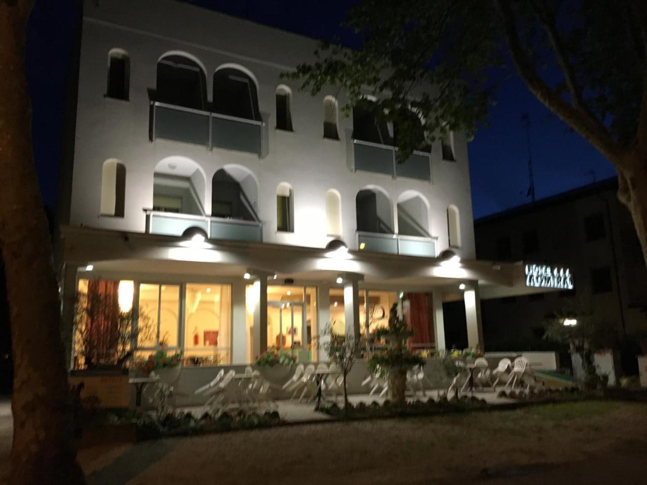 Hotel Admiral Cesenatico Exterior foto